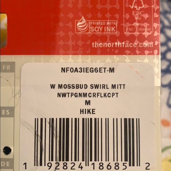 NWT THE NORTH FACE CAMO MITTENS - Picture 4 of 4